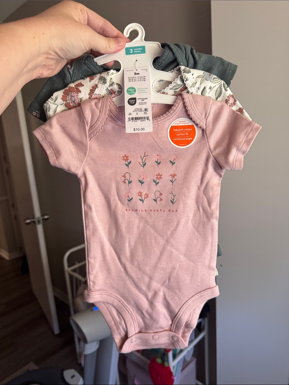 NWT 3 piece set Carter’s Onesies